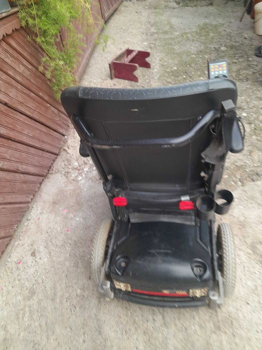 Carucior persoane cu dizabilități