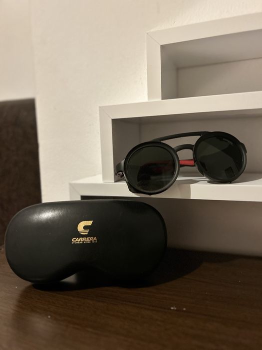 Carrera слънчеви очила.