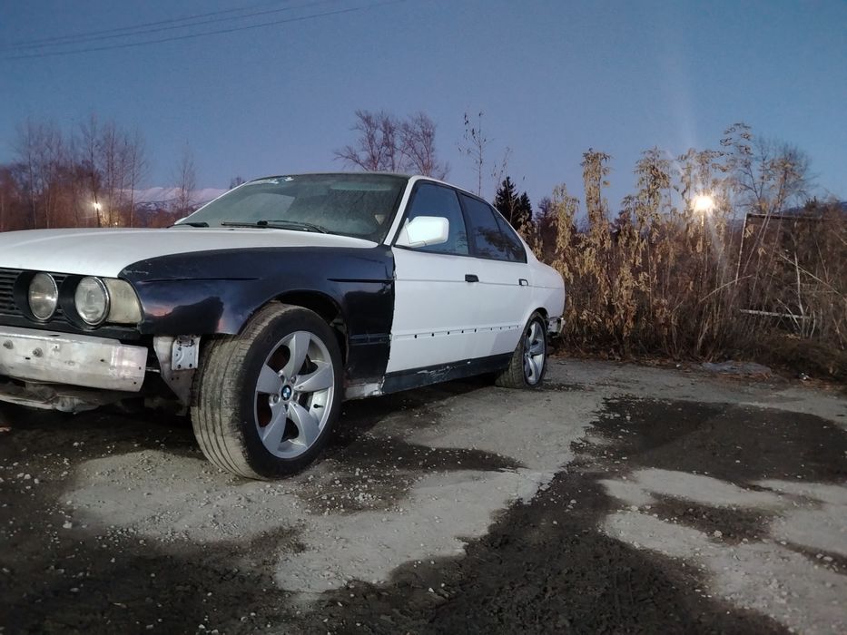 Продам  BMW 5 серии,