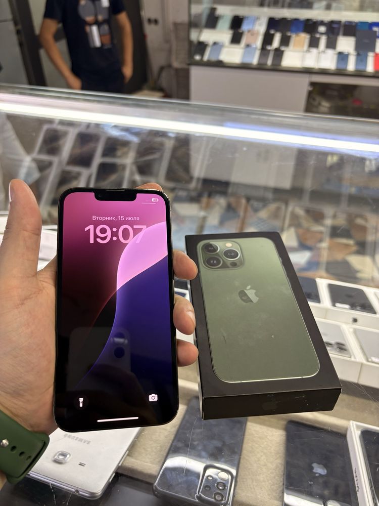 iPhone 13 Pro 256 gb green