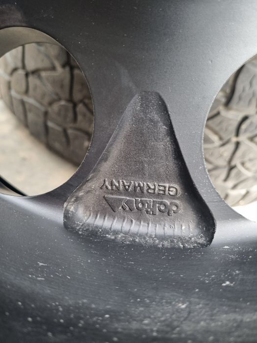 Jante DELTA  cu Anvelope  6x139   pe 18 Mickey Thompson