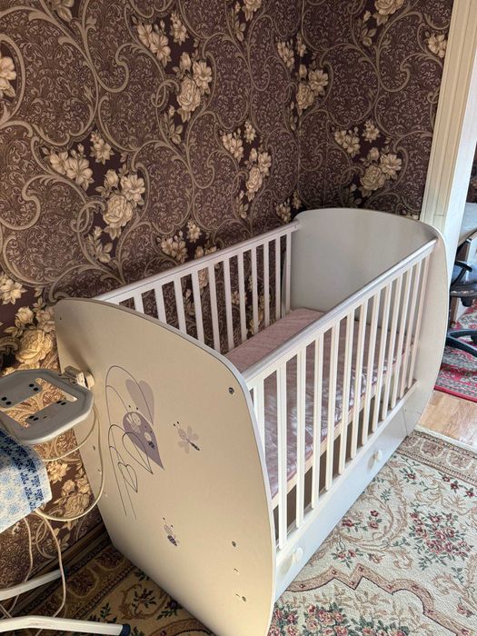 Продаётся Детская Кроватка  в Хорошем Состоянии