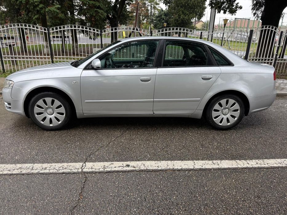 Vând audi a4 proprietar