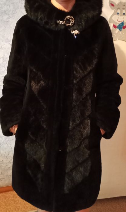 Женская шуба мутон с норкой