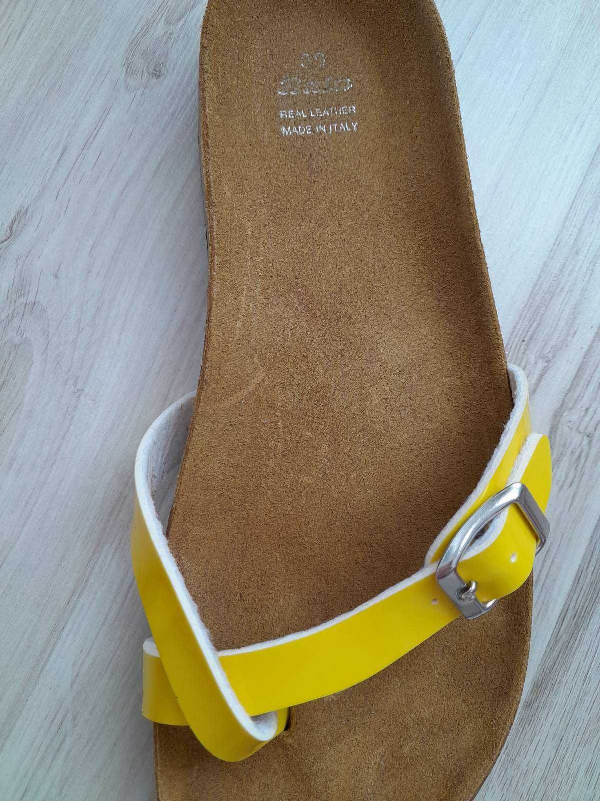 Продавам чехли  BATA