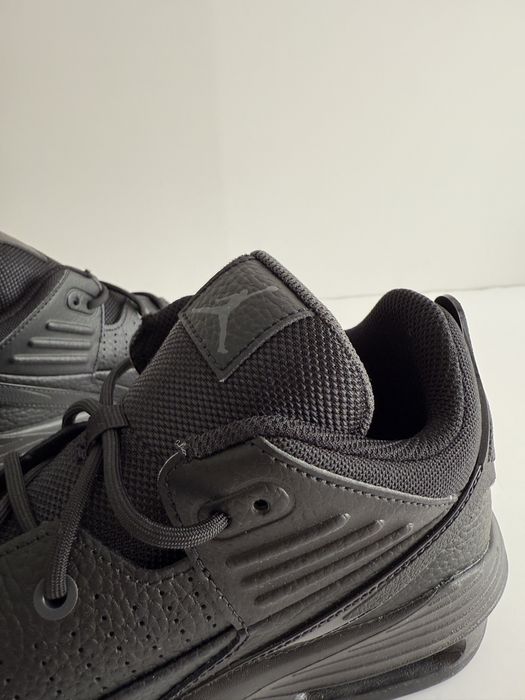 Jordan marimea 38,5 noi, originali