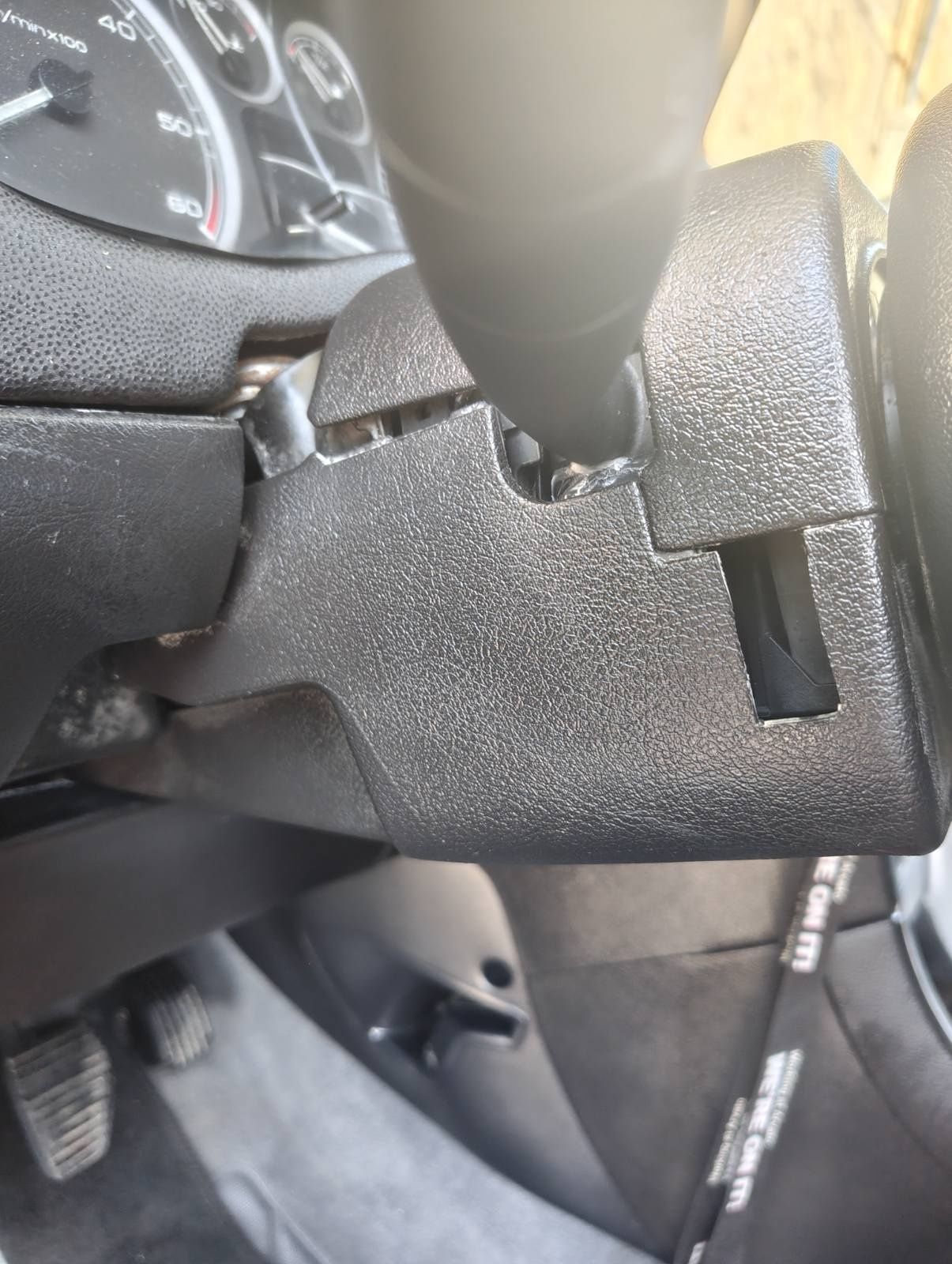 Продавам Peugeot 307 SW 2.0 HDI – 2003 г. – 2500 лв. (крайна цена)