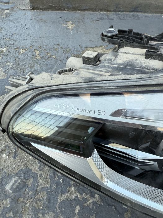 Оборудван Бмв г30 адаптив лед фар десен оборудван