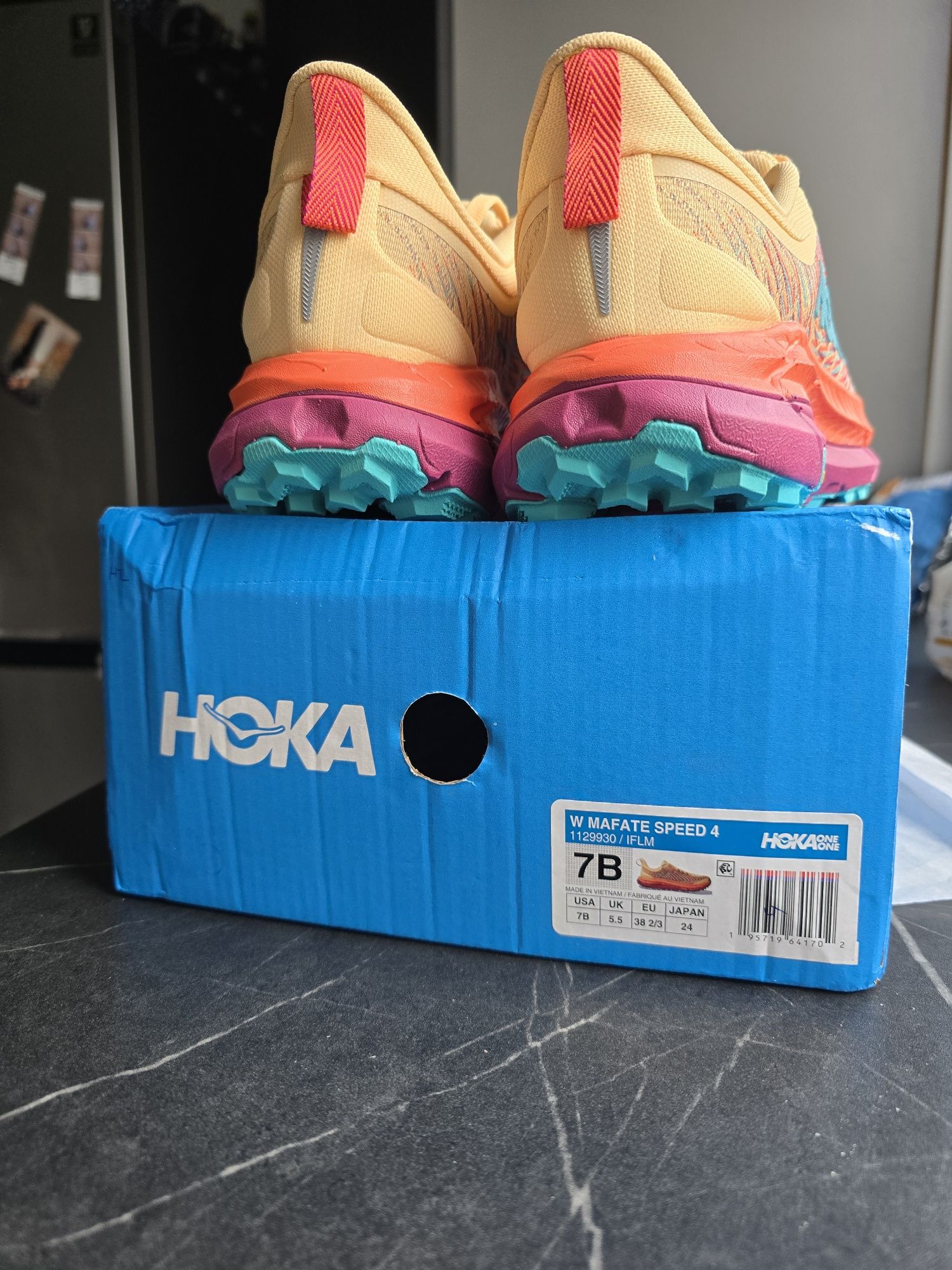 Hoka mafate speed 4  38 2/3