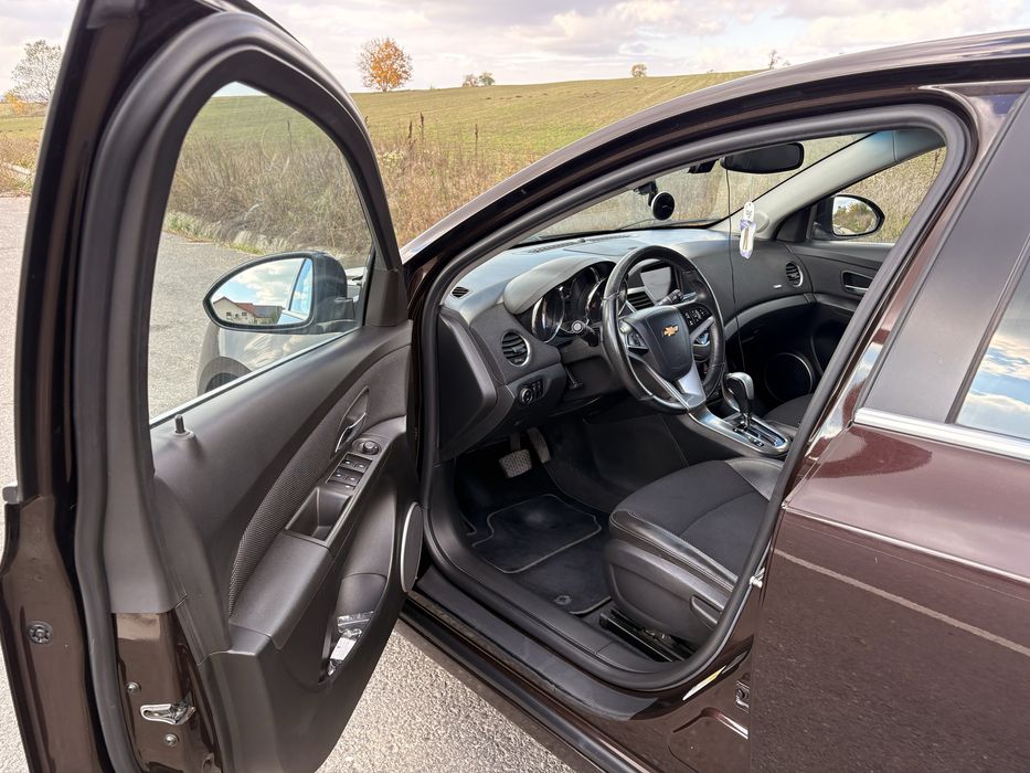 Chevrolet Cruze 2013, diesel, cutie automata