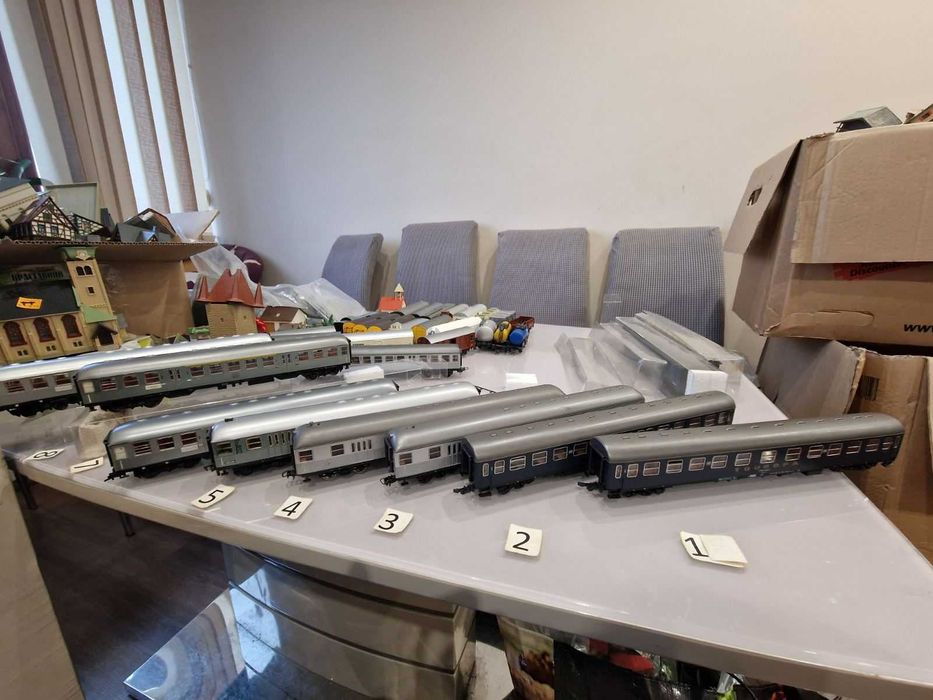 Локомотиви,аналогови, Piko и Пътнически вагони Piko, Fleischmann,Roco