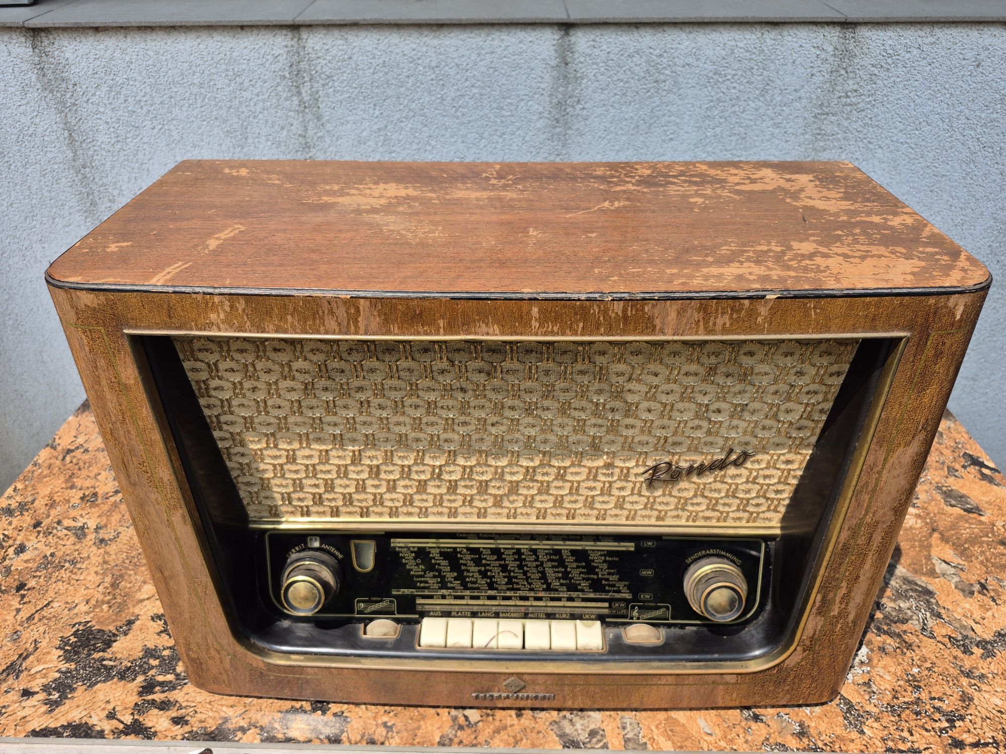 Radio lampi marca Telefunken model Rondo 55,made in Germany fab.1954