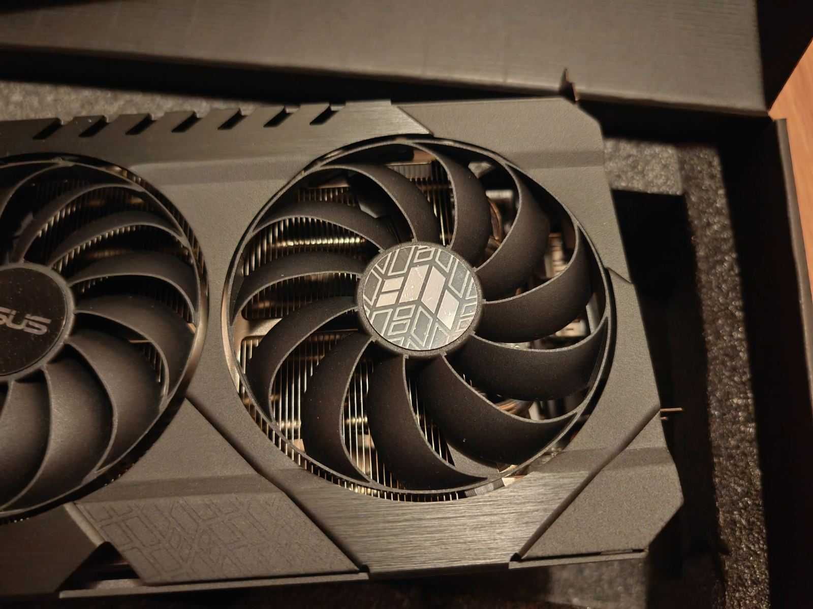 НОВА ! ASUS TUF Gaming Radeon RX 6800 OC 16GB GDDR6