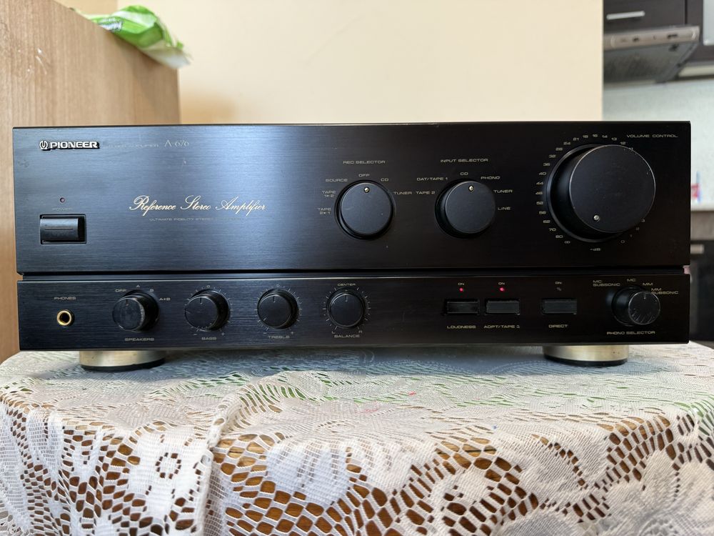 Pioneer A-676 Стерео усилвател