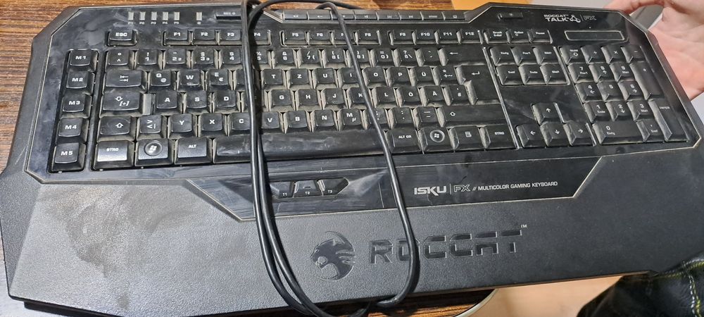 Tastatura Roccat isku