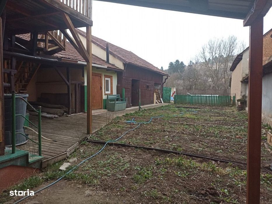 Casa individuala 90mp, teren 340mp, zona Savadisla