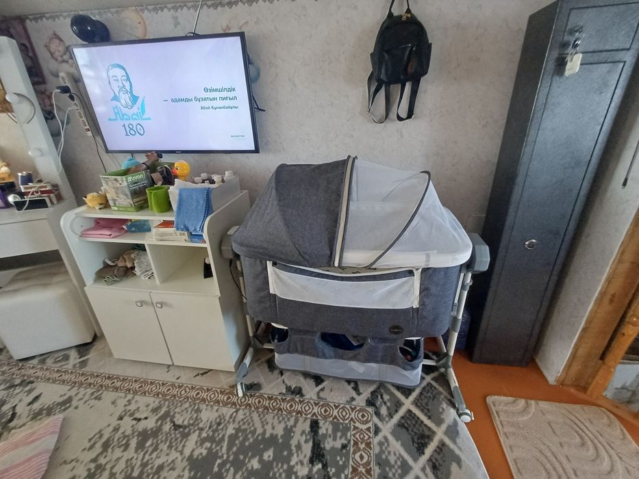 Продам кроватку детскую и шезлонг состоянии.новое