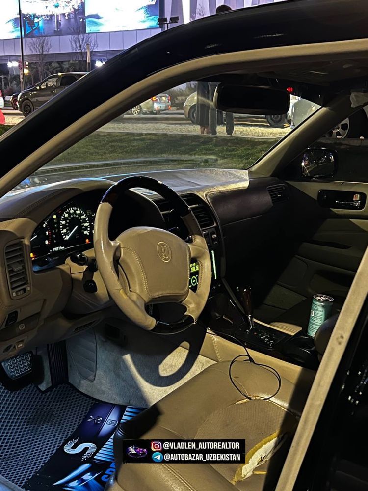 •Lexus LS400 (Редкий экземляр)•