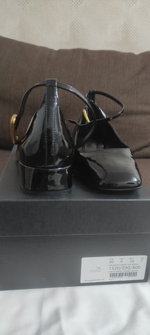 Женские туфли от Massimo Dutti
