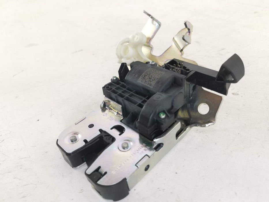 Брошка Хаион Шкода Октавия / Skoda Octavia MK4 Facelift Комби Оригинал