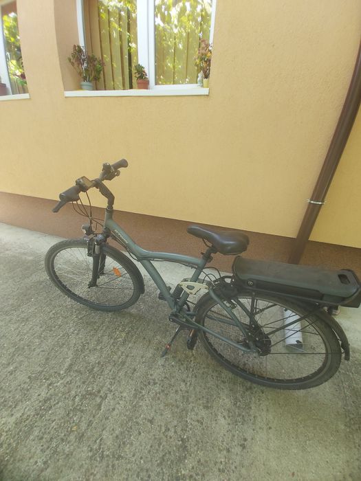 Vând bicicleta electrica btwin