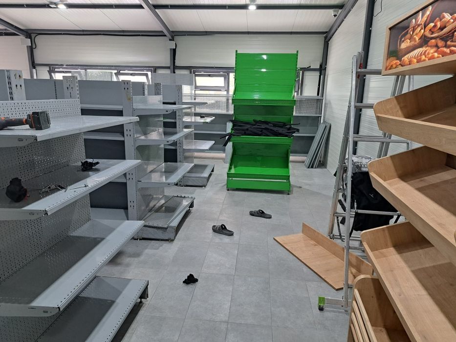 Rafturi de magazin ieftine lucioase