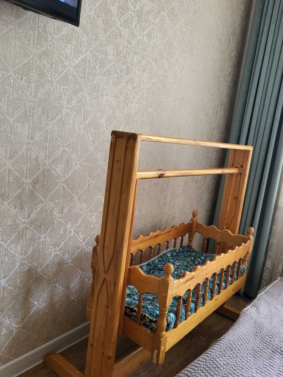 Продаётся спальный гарнитуры