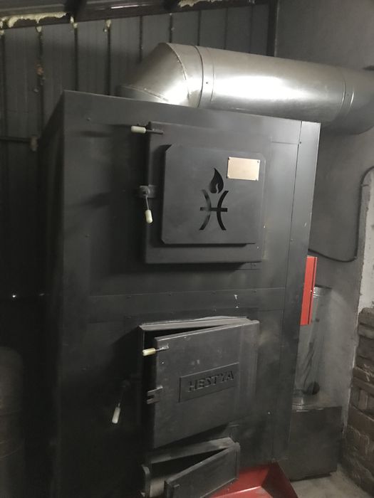 Generator aer cald / centrala pe combustibil solid