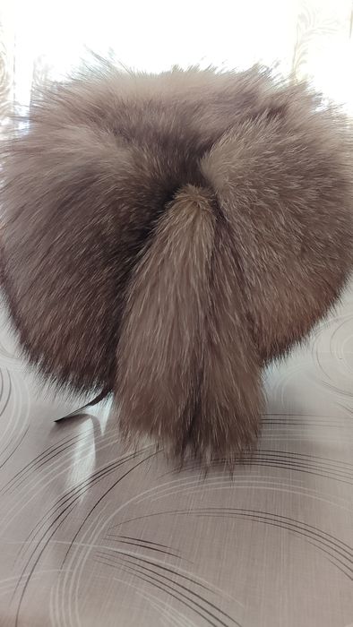 Продам зимнюю женскую шапку