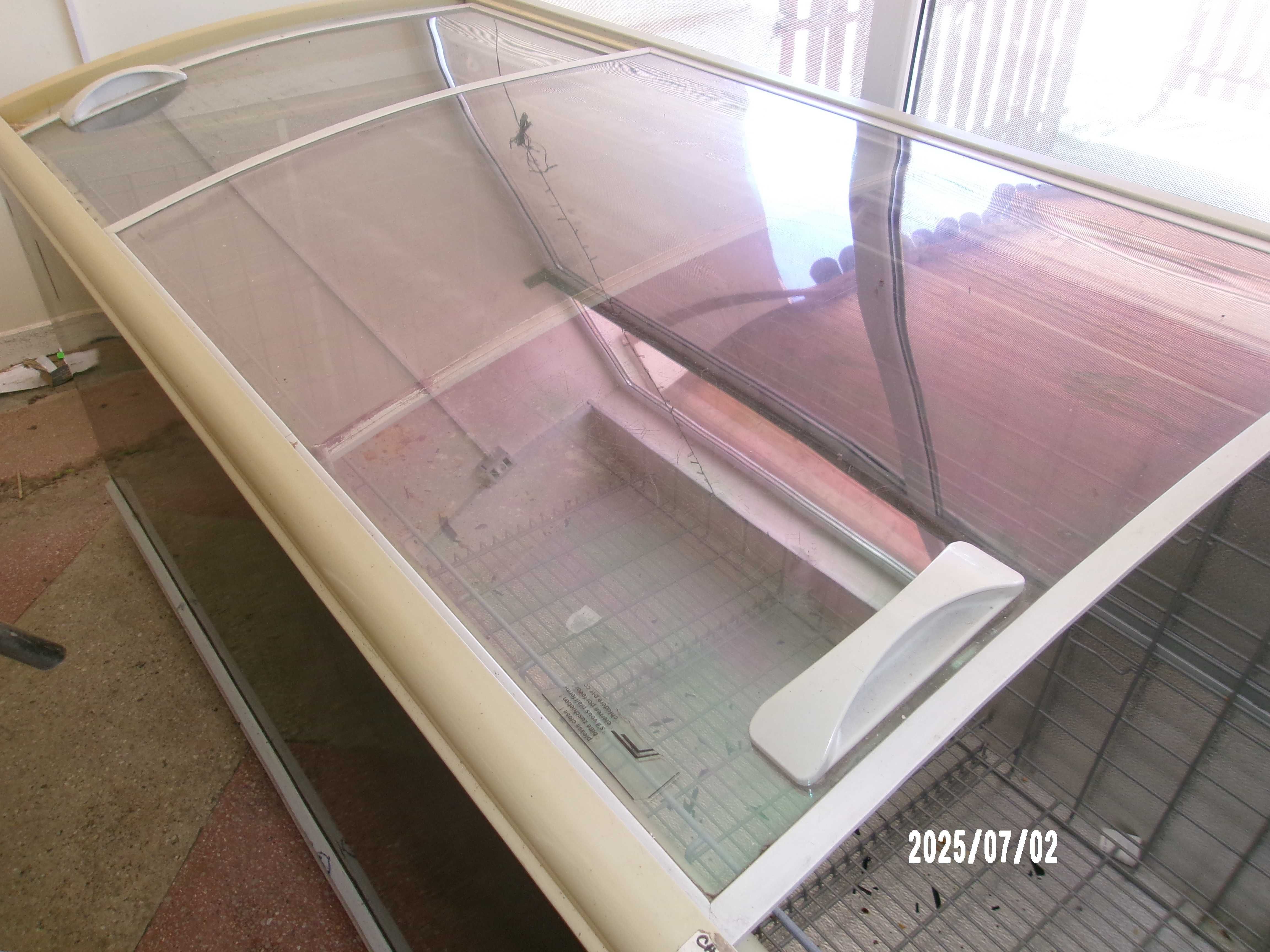 aparatura si mobilier spatiu comercial