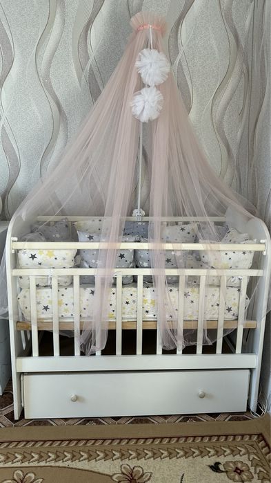 Детский кровать