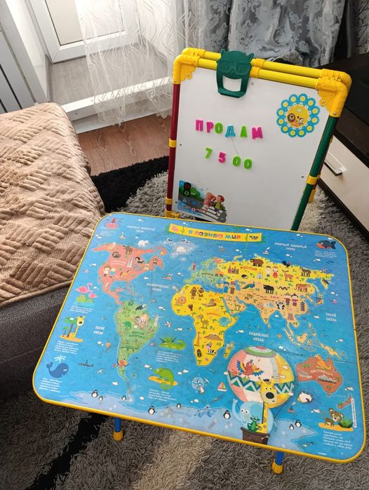 Развивающая доска и детский столик