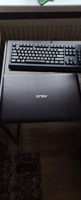 Laptop ASUS VivoBook X540M