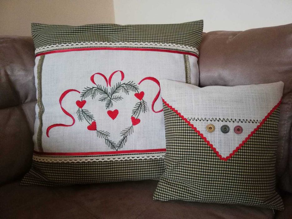 Коледни възглавници с бродерия РЪЧНА изработка