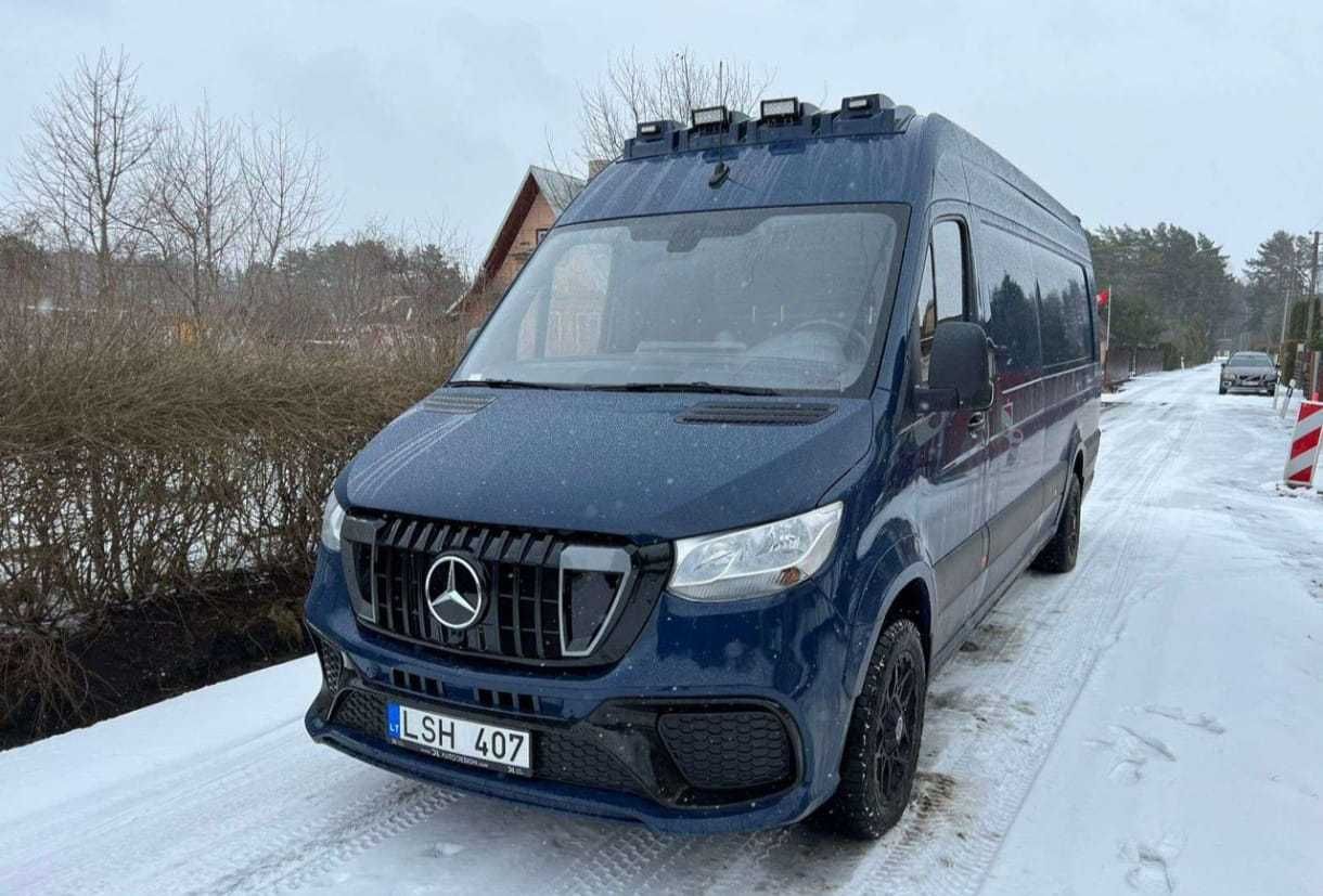 Решетка радиатора Mercedes Sprinter W907