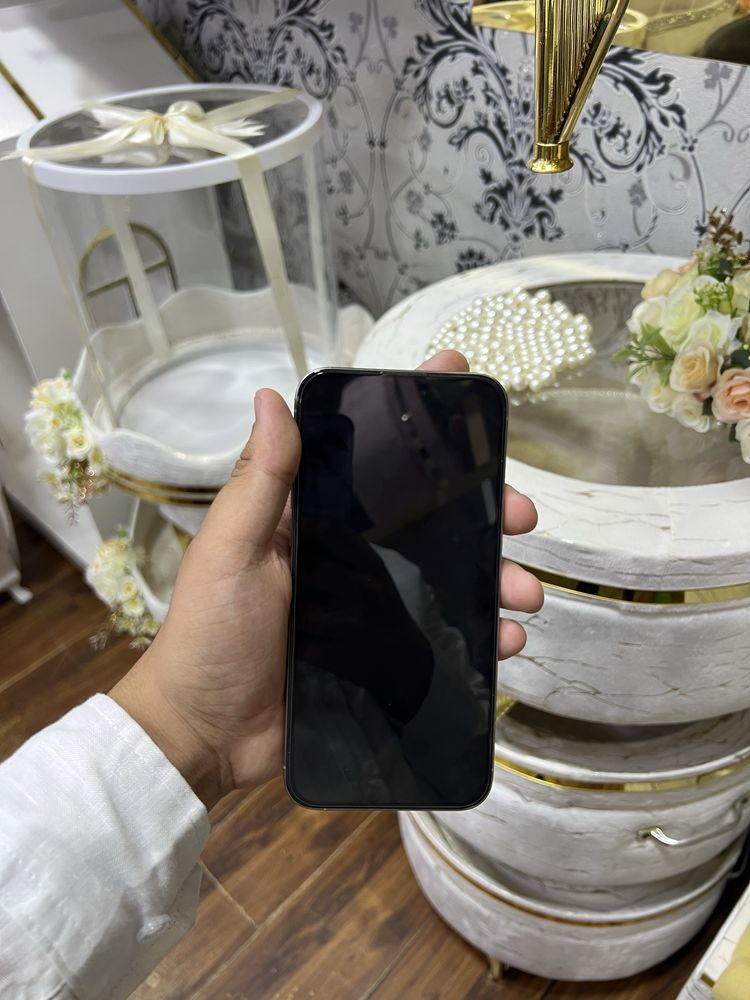 Iphone 15pro Max sotiladi