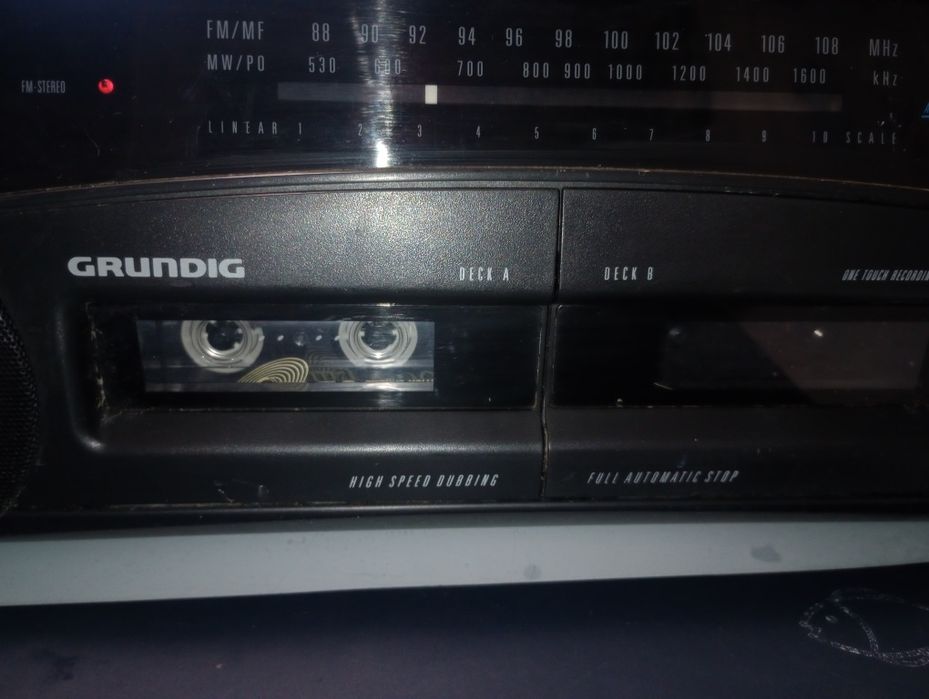 Dublu radiocasetofon Grundig, model RR 1250, funcțional, ieftin