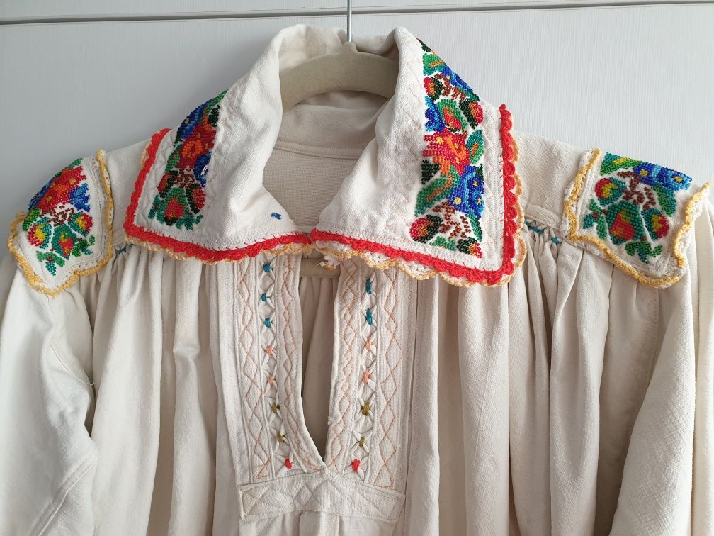 Ie barbateasca margele autentica traditionala