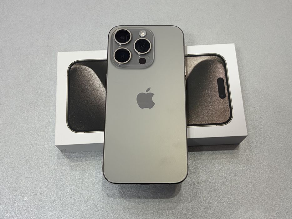 Iphone 15 Pro, 256 gb, Natural Titanium, la cutie