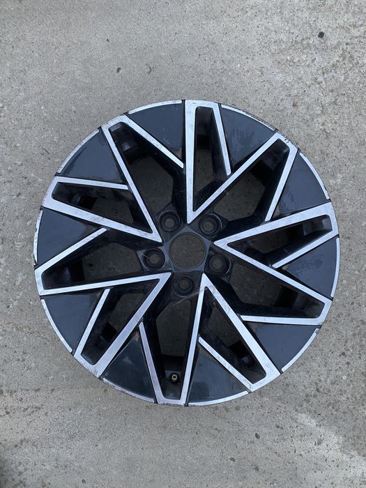 Vand Jante octavia 4 R17