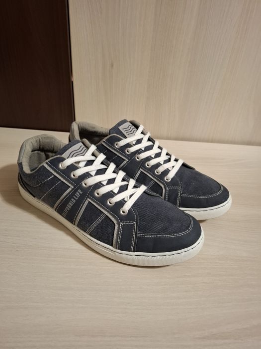 Pantofi sport /Adidasi bărbați