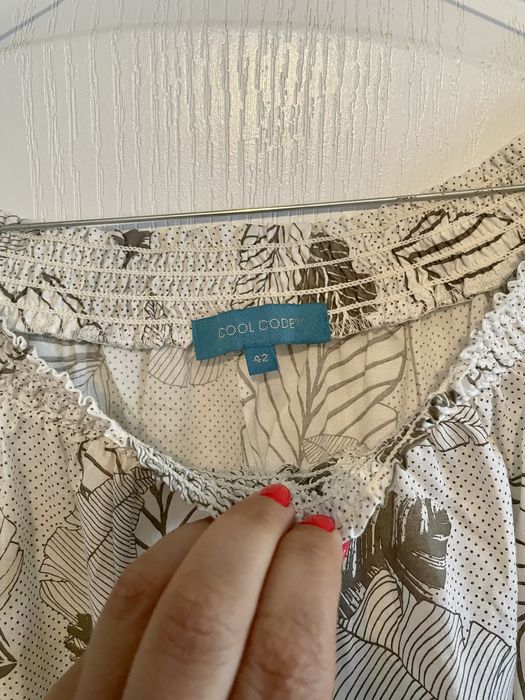 Дамски блузи с набор на деколтето памучни