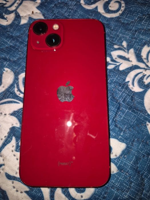 Iphone 13  rosu red
