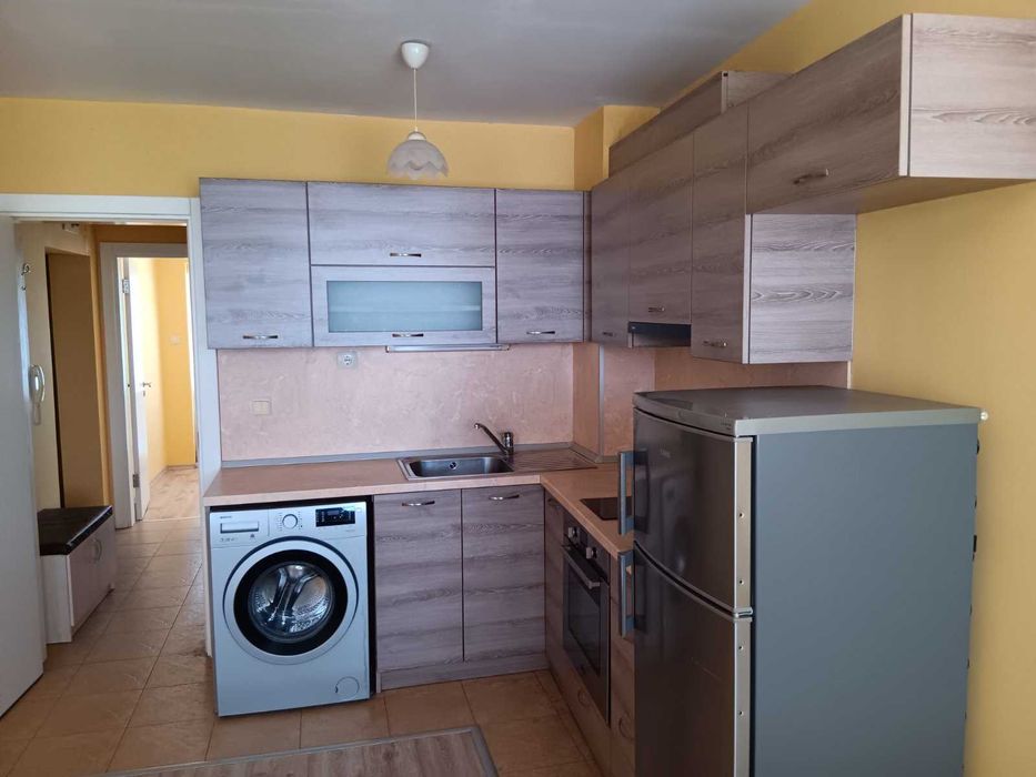 Двустаен тухлен обзаведен апартамент в квартал Трошево-Касабова