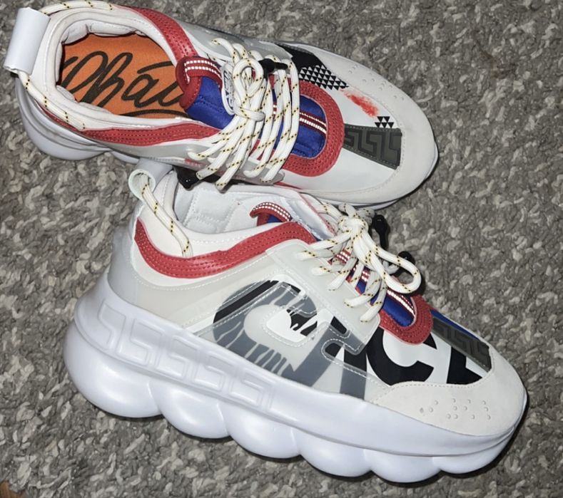 Versace chain reaction