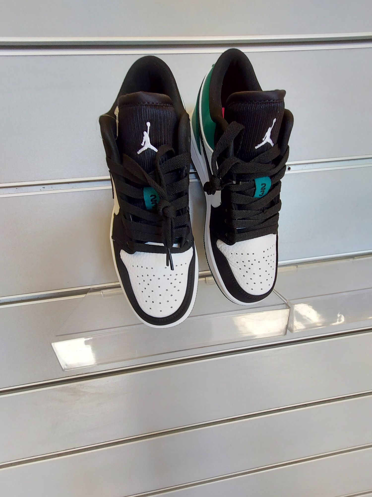 Nike Air Jordan, marime 36