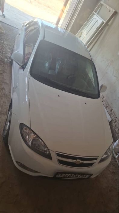 Lacetti Gentra sotiladi