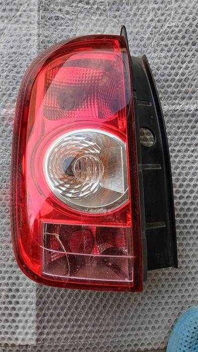 Фонарь Renault Duster Рено Дастер