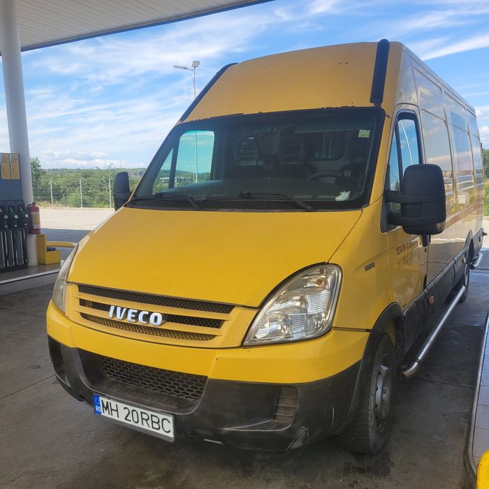 Transport mobila si materiale de constructii