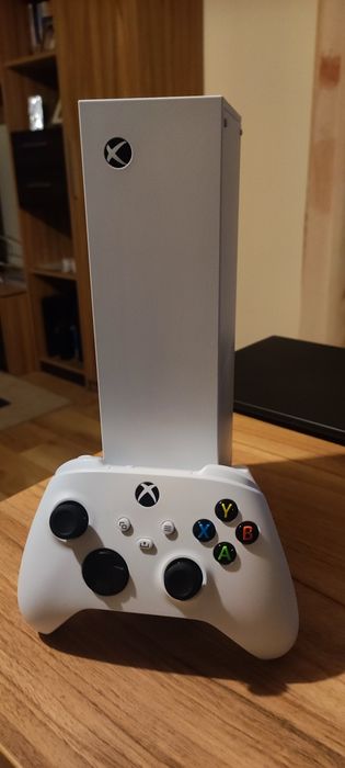 Xbox series S с оригинална кутия